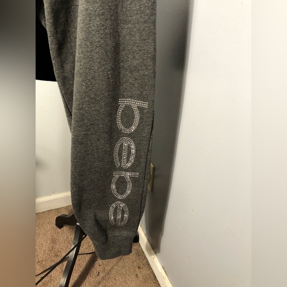Bebe women jogger pants gray fall winter pockets logo EUC - Picture 3 of 5